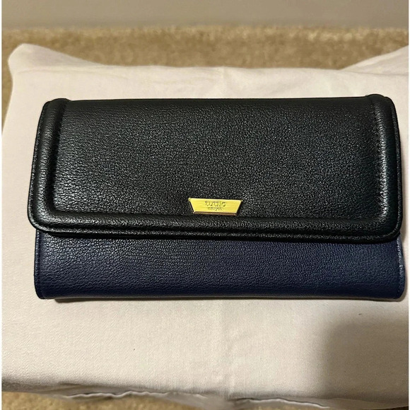 Tutilo New York Handbags - Tutilo three section clutch/wallet- two-toned - black and navy.